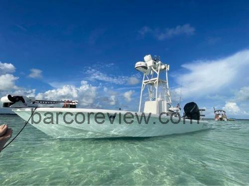 Yellowfin 24 Bay ficha tecnica 